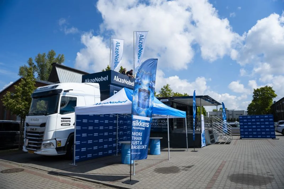 AkzoNobel’s ‘From Start to Refinish: The Productivity Drive 2025’ Roadshow concludes after successful tour across 12 EMEA countries gallery image
