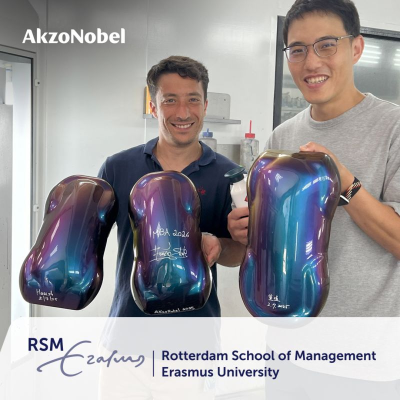 AkzoNobel Vehicle Refinishes und RSM/Erasmus University schließen Partnerschaft, um das Sustainable Repair Network zum Industriestandard auszubauen gallery image