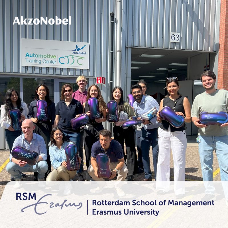 AkzoNobel Vehicle Refinishes and Rotterdam School of Management, Erasmus University join forces to scale Sustainable Repair Network into industry benchmark gallery image